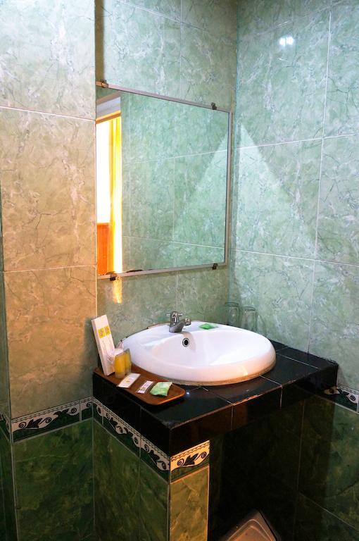 Hotel Duta Palembang Room photo